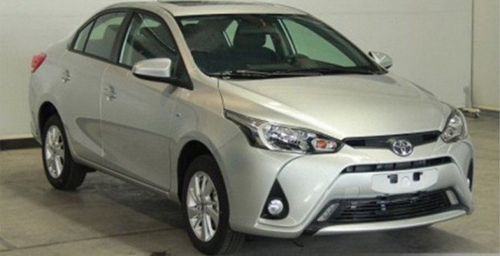 Toyota Yaris L предстал на официальных фотографиях
